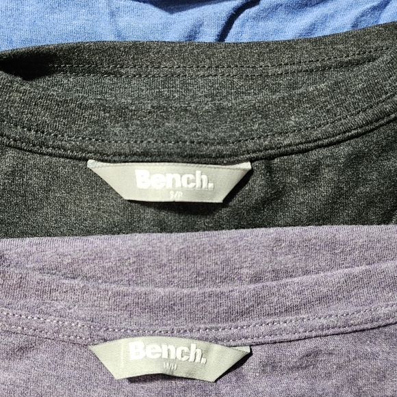 Bench 4 Items - Picture 3 of 5